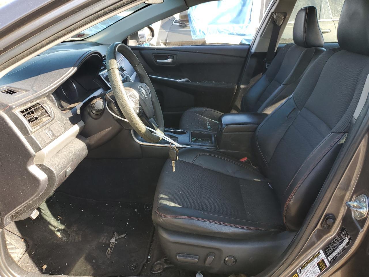 2017 TOYOTA CAMRY