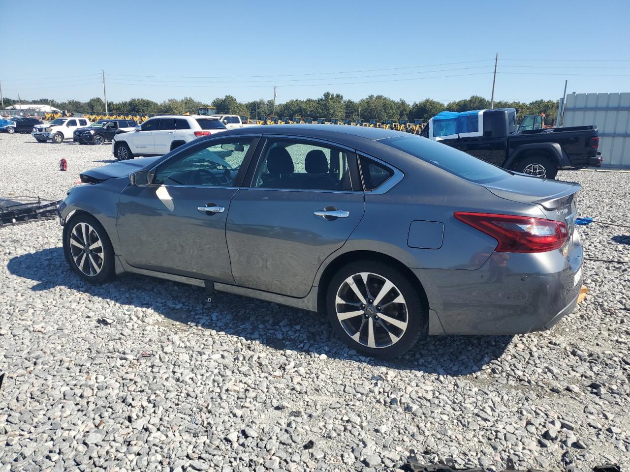 2017 NISSAN ALTIMA