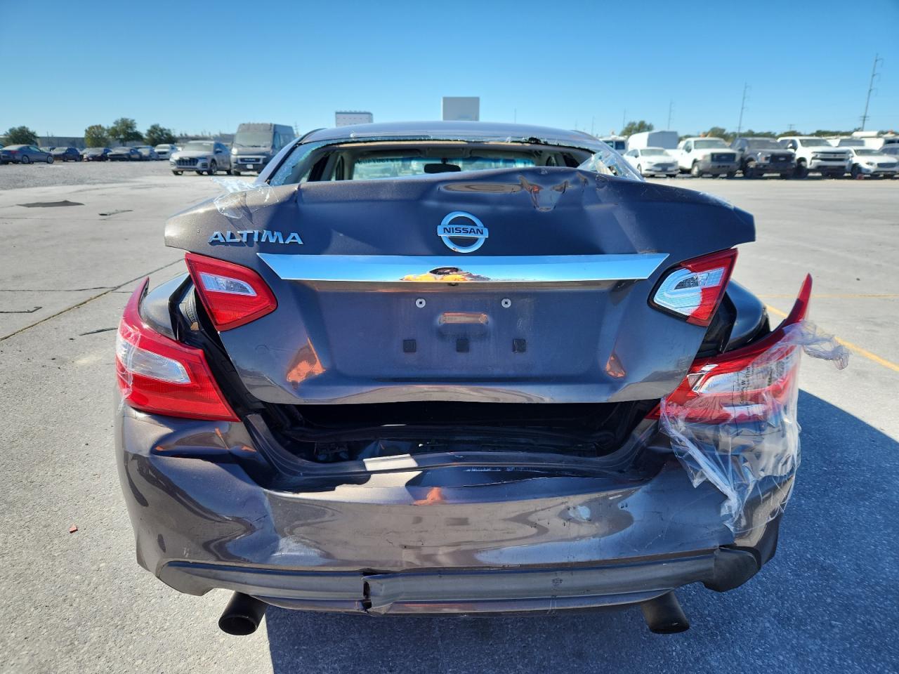 2017 NISSAN ALTIMA