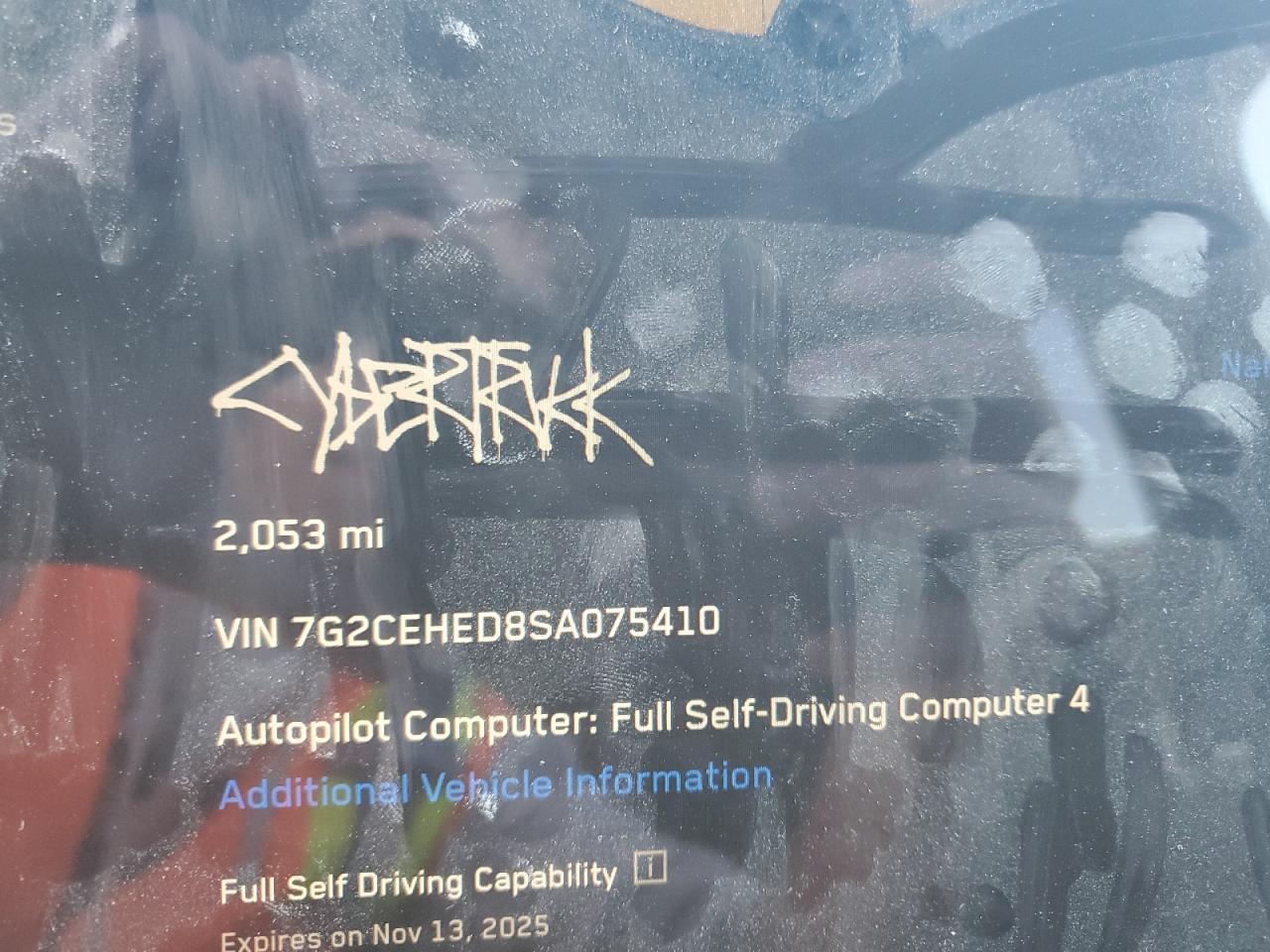 2025 TESLA Cybertruck