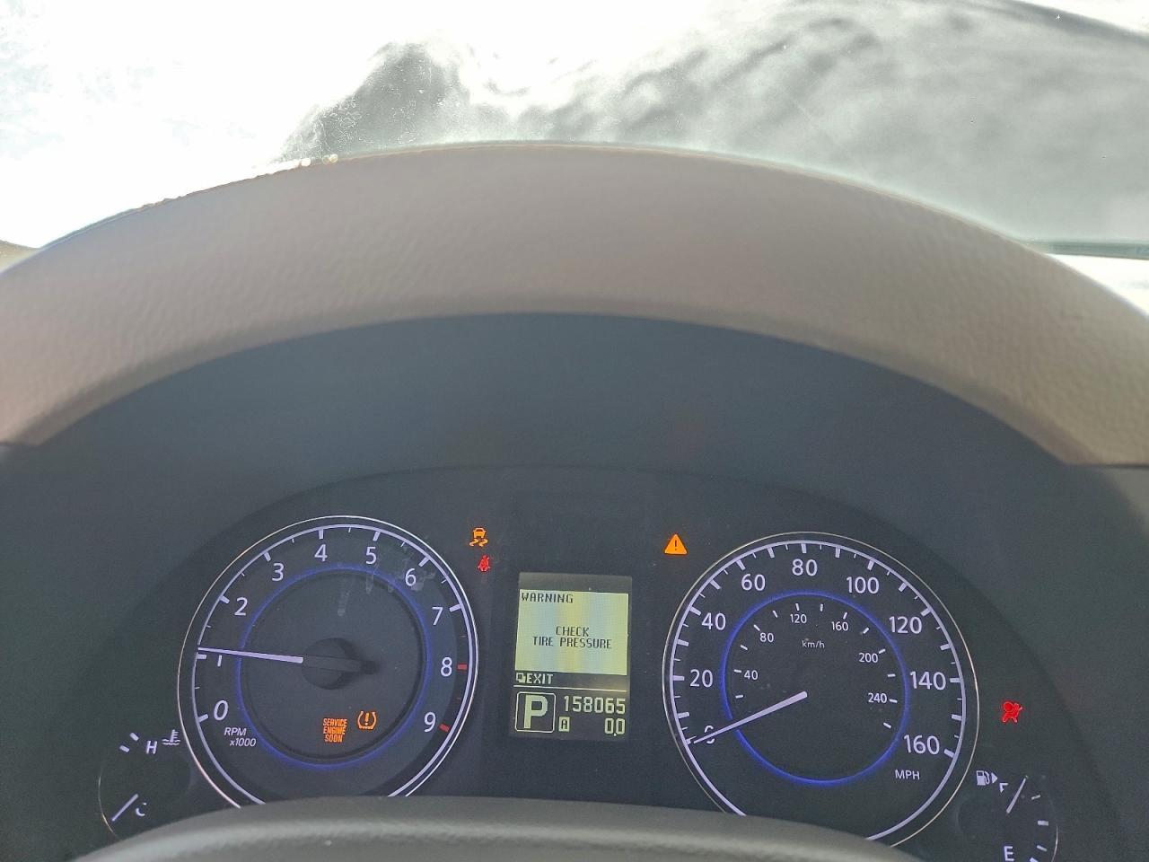 2012 INFINITI G37