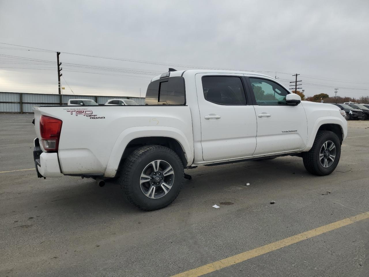 2017 TOYOTA TACOMA