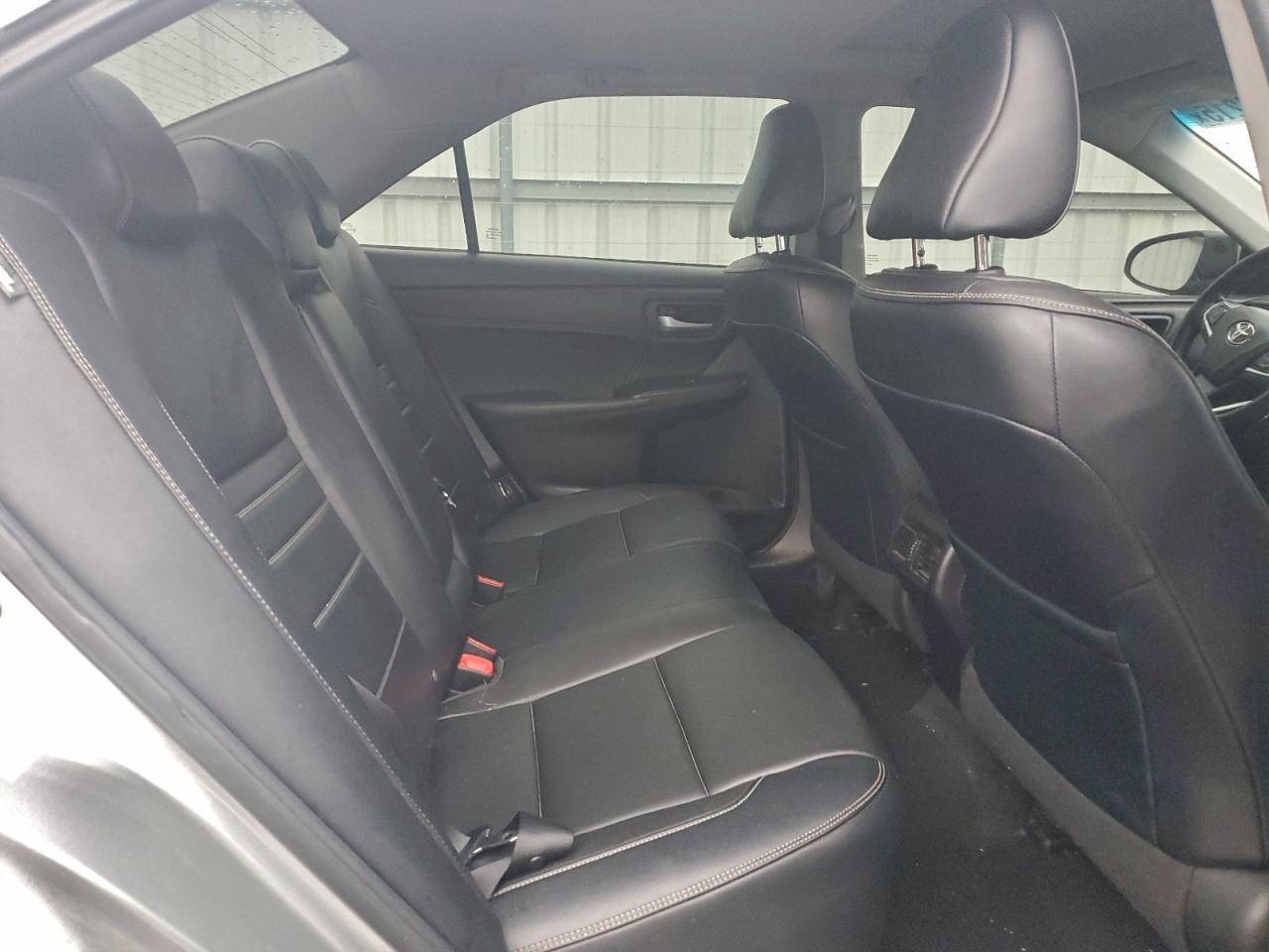 2017 TOYOTA CAMRY