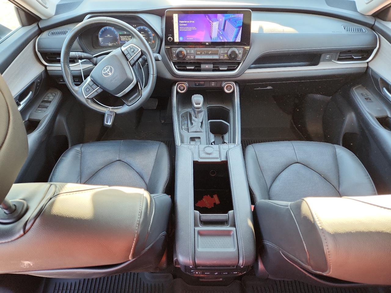 2024 TOYOTA HIGHLANDER