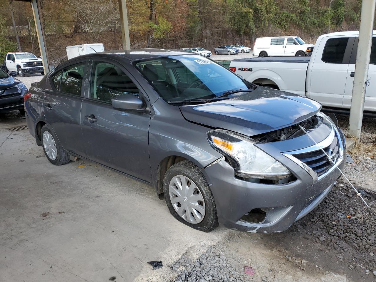2018 NISSAN VERSA