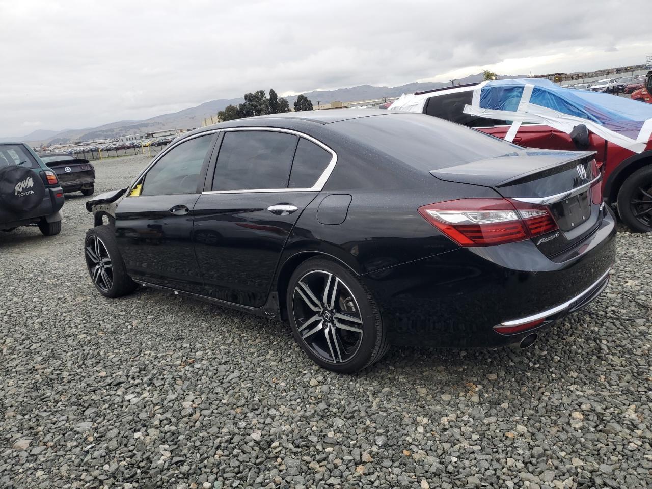 2016 HONDA ACCORD