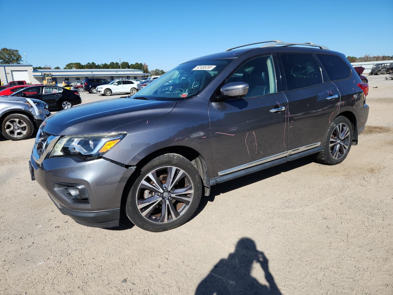 2017 NISSAN PATHFINDER