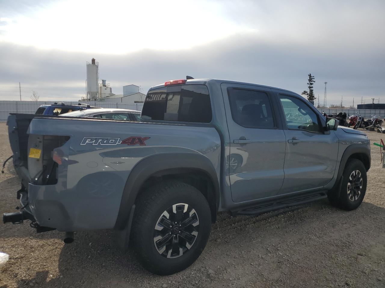2023 NISSAN Frontier