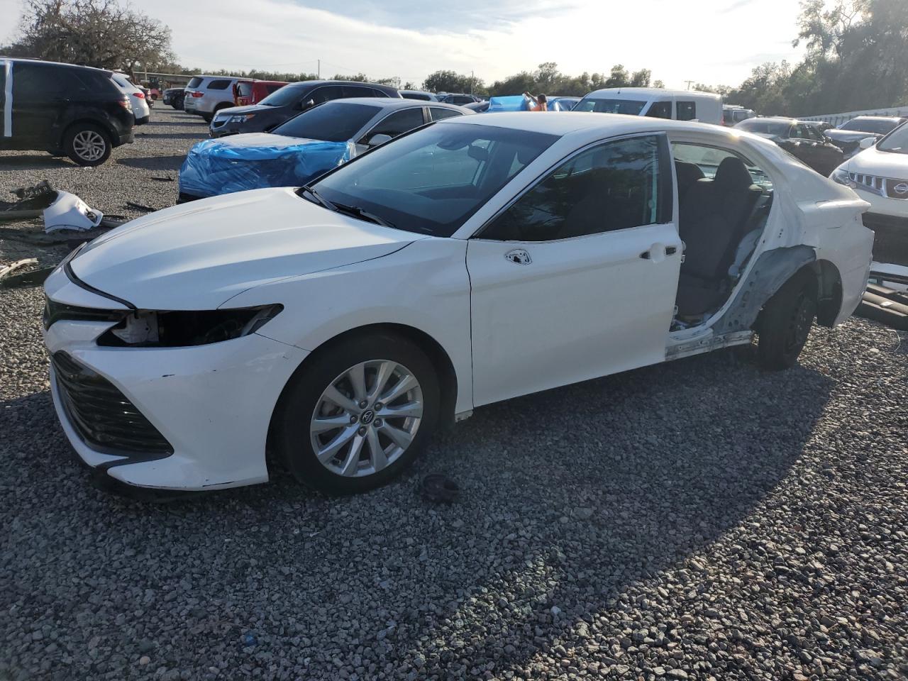 2020 TOYOTA CAMRY