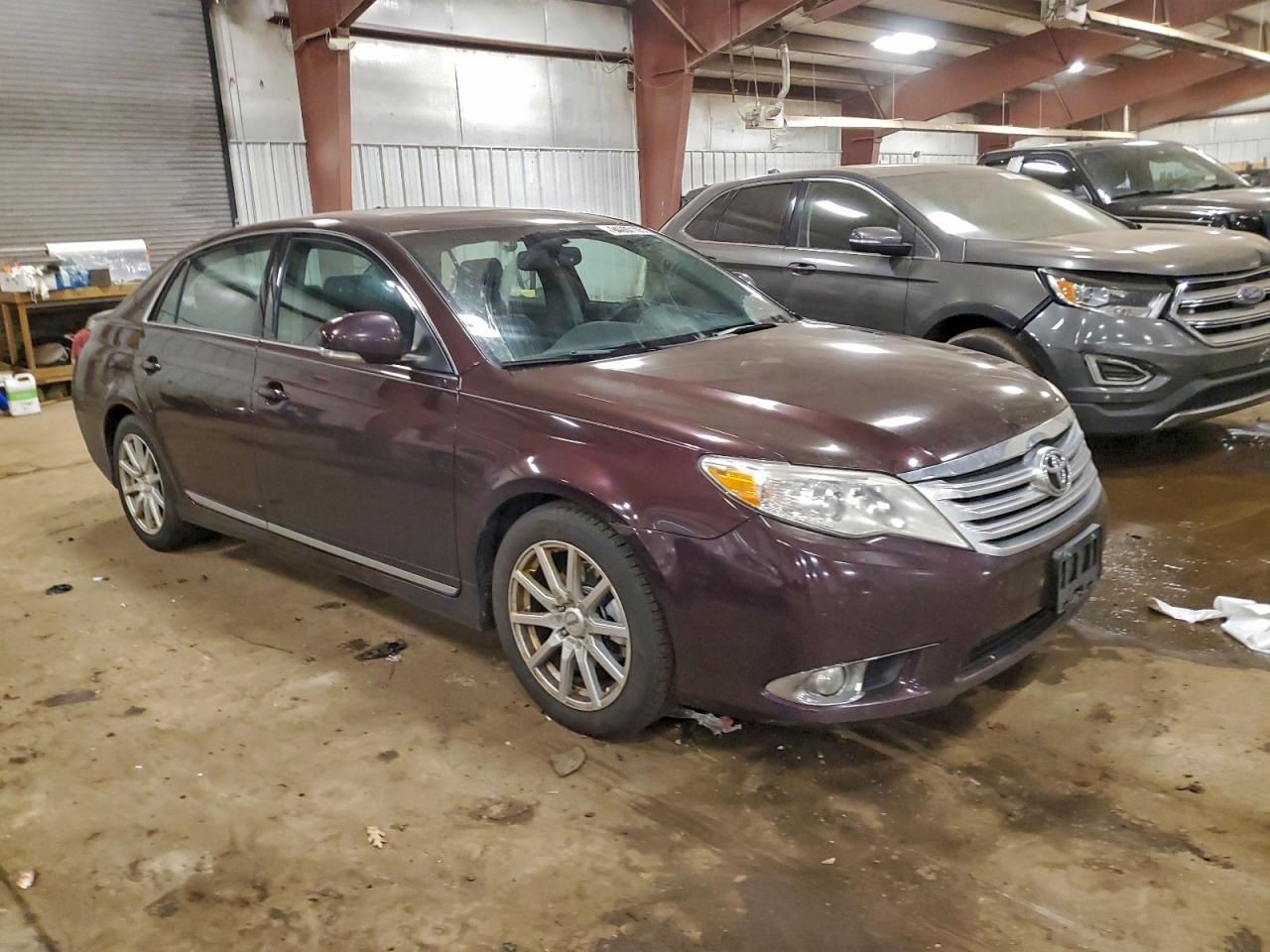 2012 TOYOTA Avalon