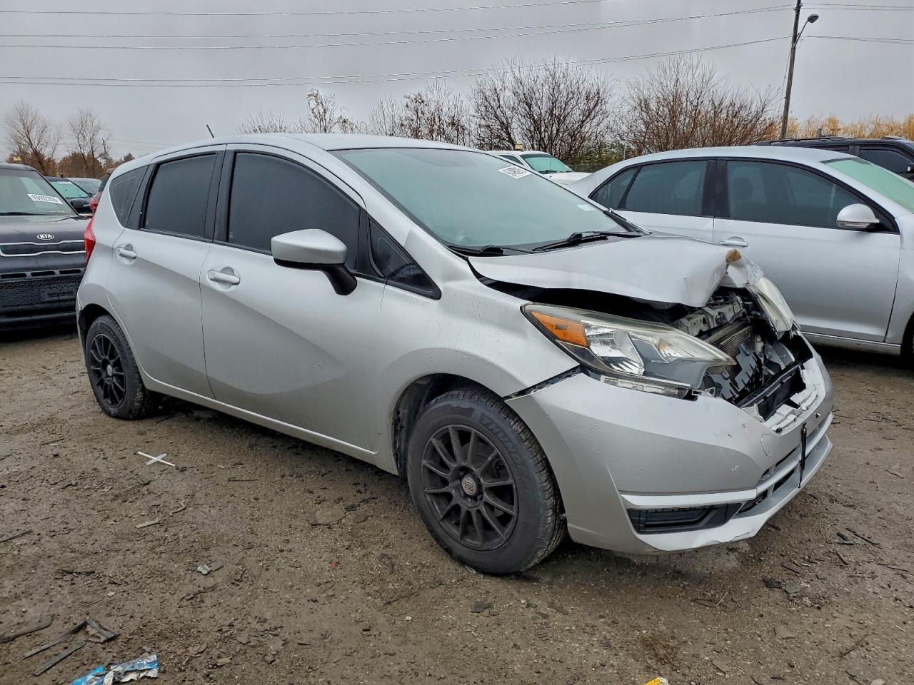 2017 NISSAN Versa Note