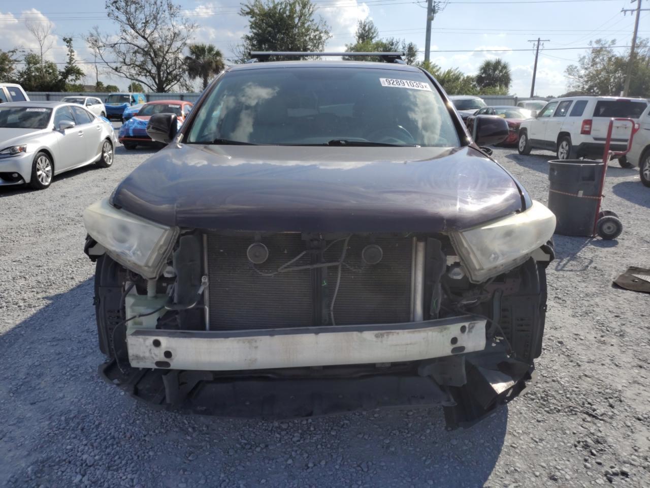 2013 TOYOTA HIGHLANDER