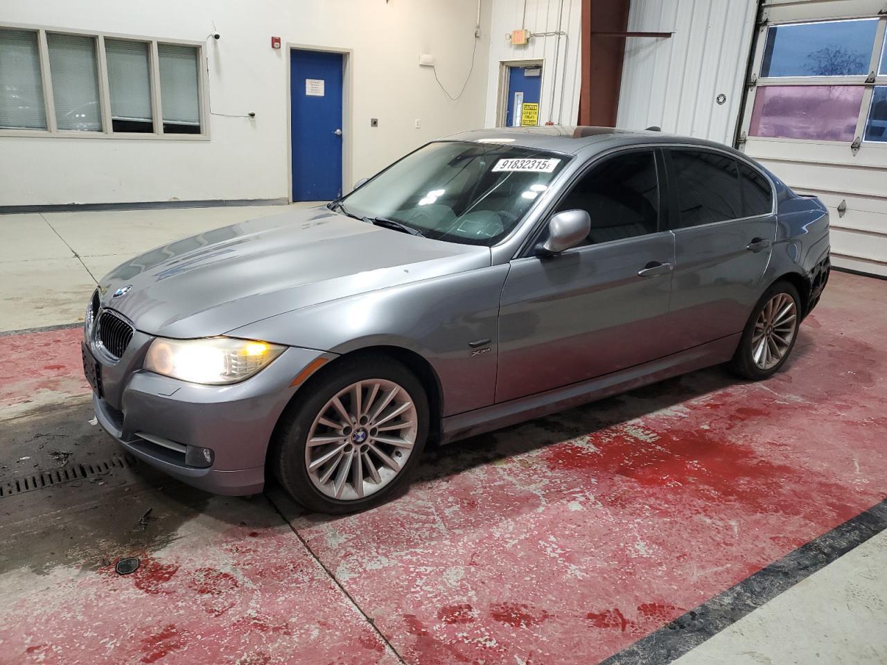 2011 BMW 3 SERIES