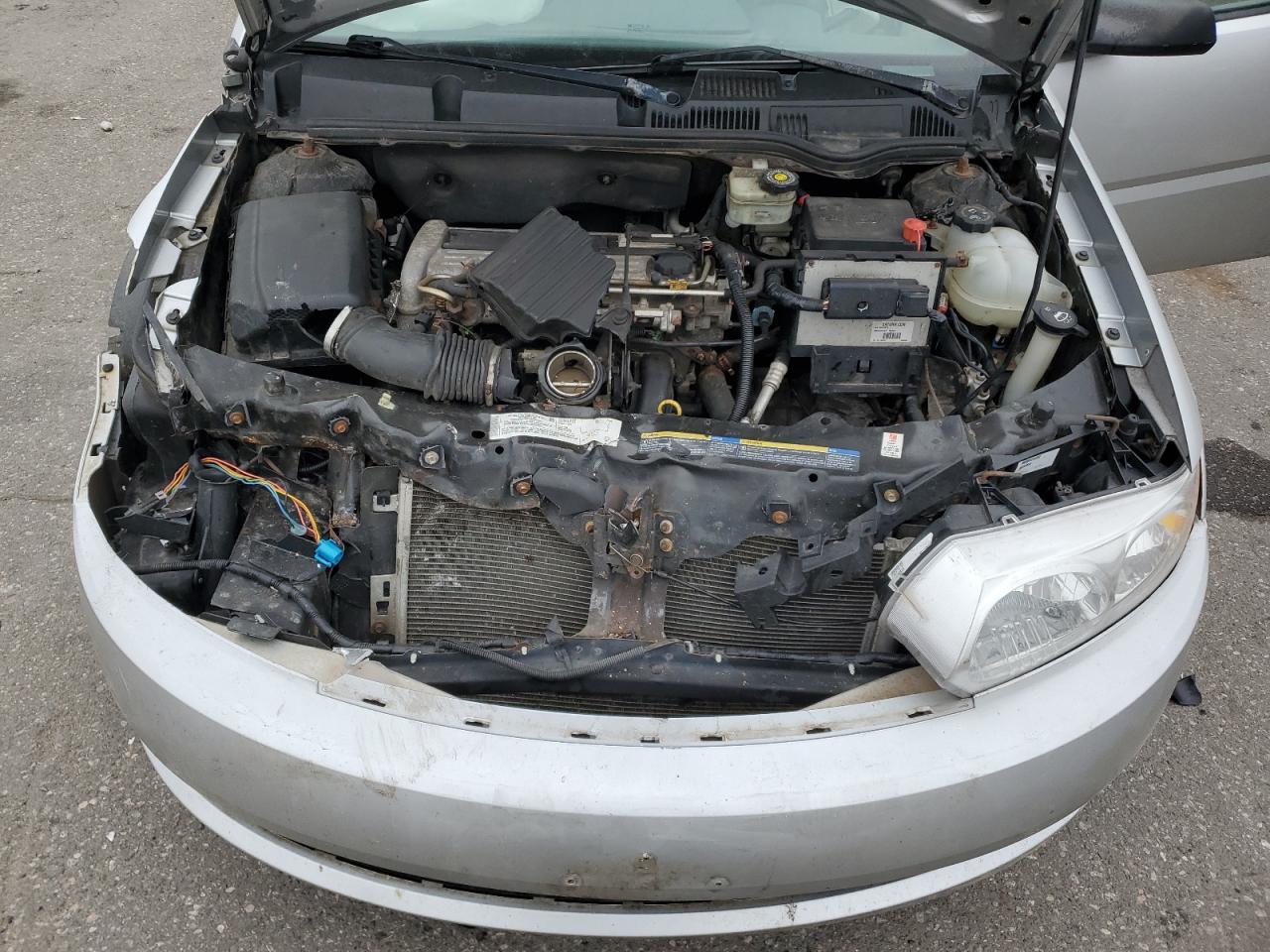 2004 SATURN Ion