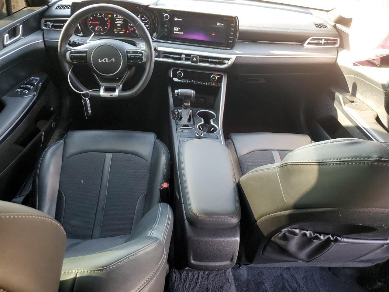 2022 KIA K5