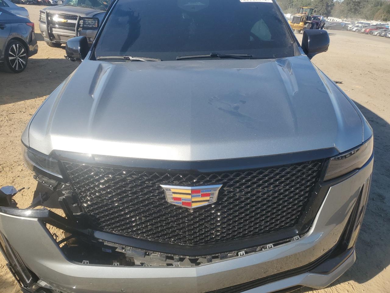 2024 CADILLAC Escalade ESV