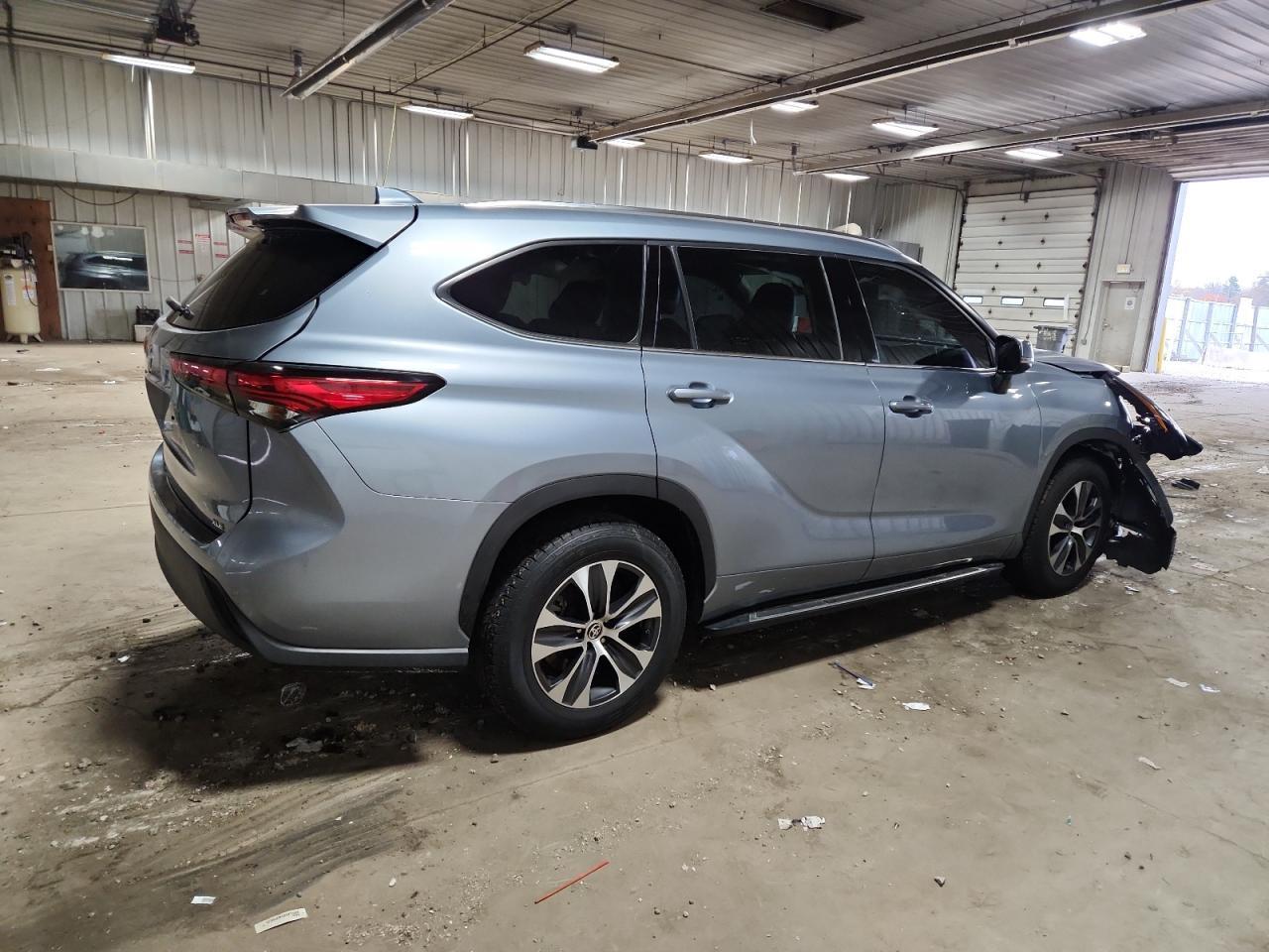2020 TOYOTA HIGHLANDER