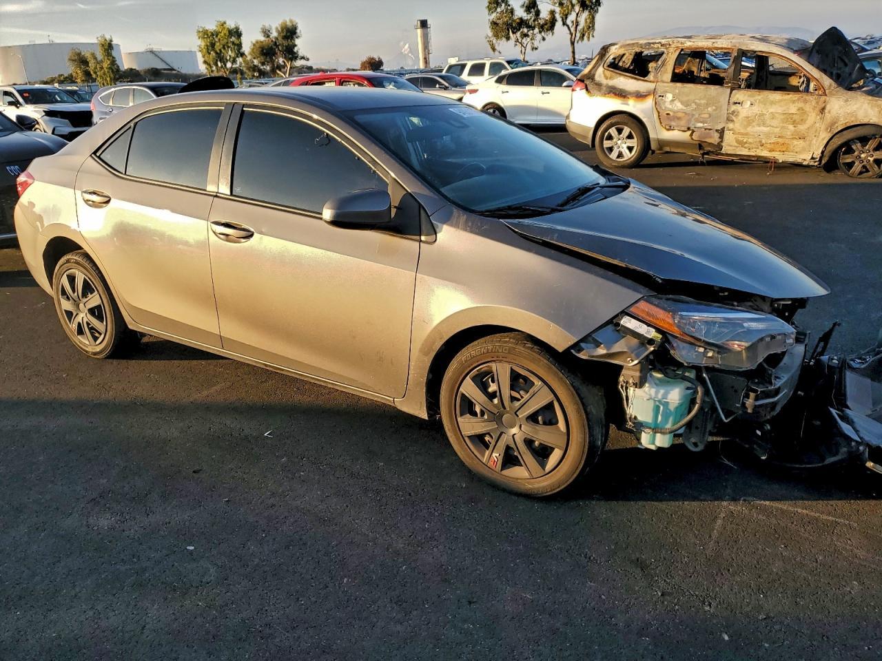 2019 TOYOTA COROLLA