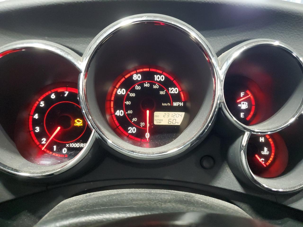 2004 TOYOTA COROLLA