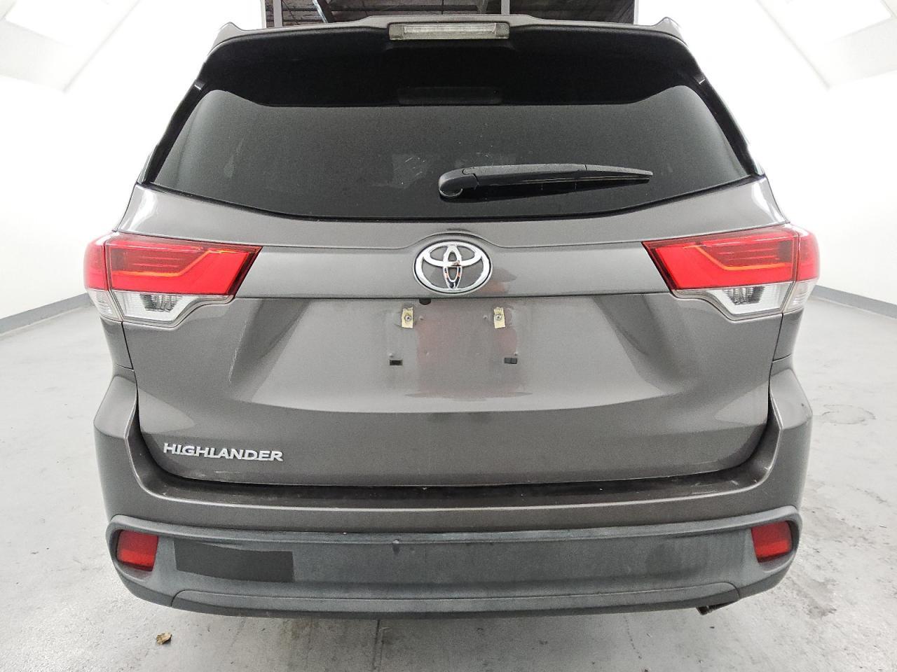 2019 TOYOTA HIGHLANDER