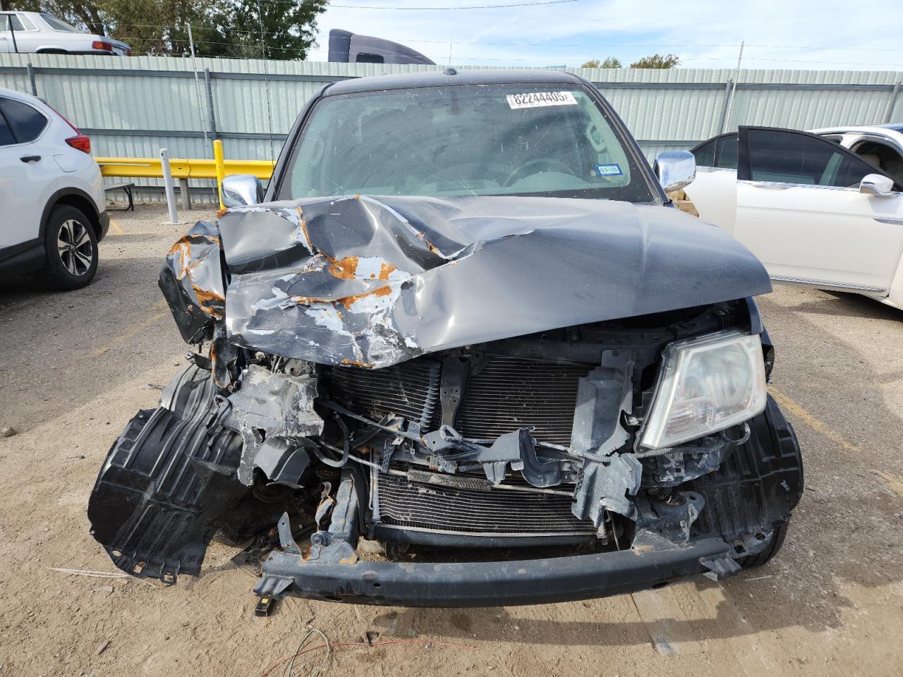 2015 NISSAN Frontier