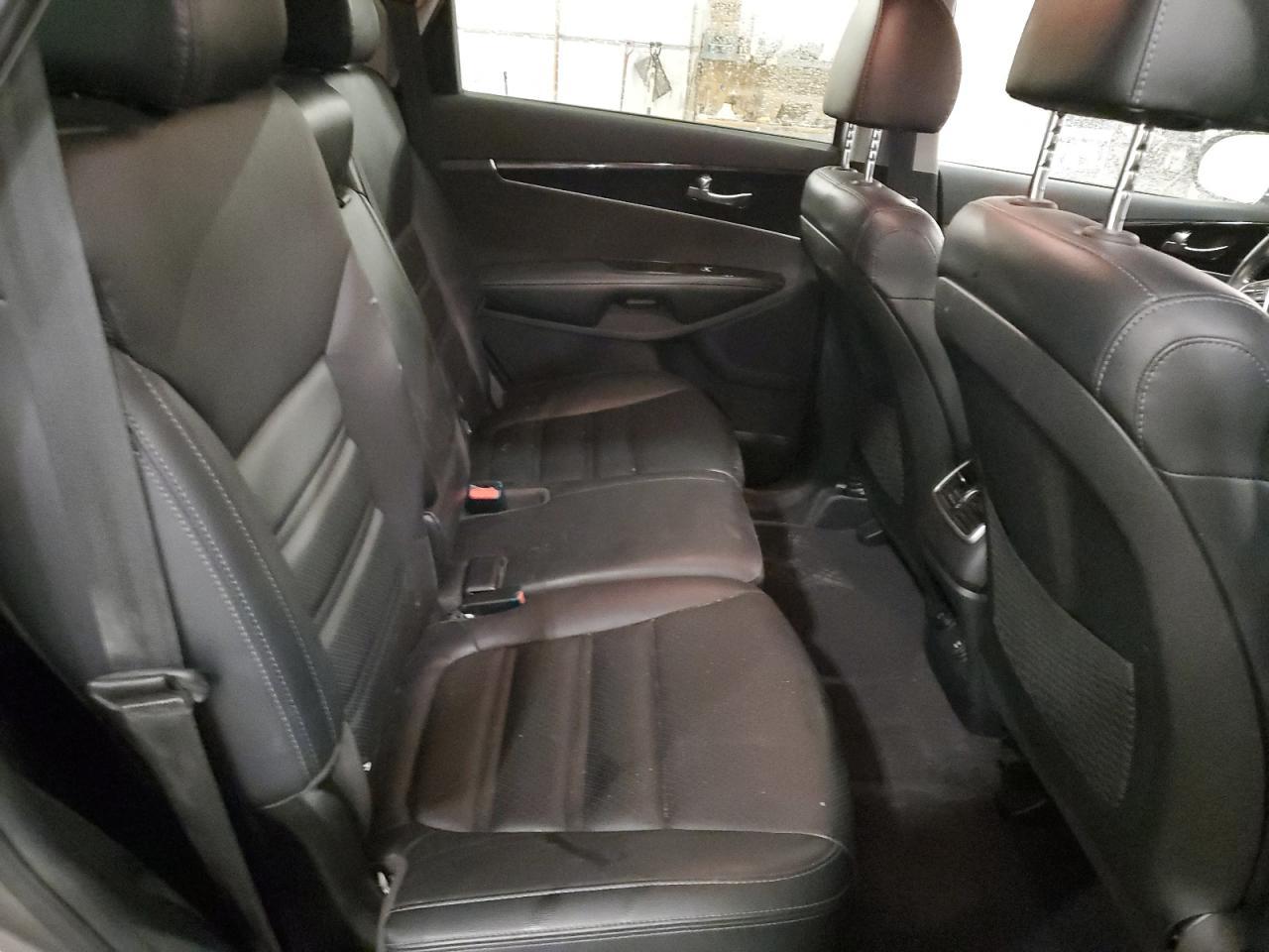 2019 KIA SORENTO