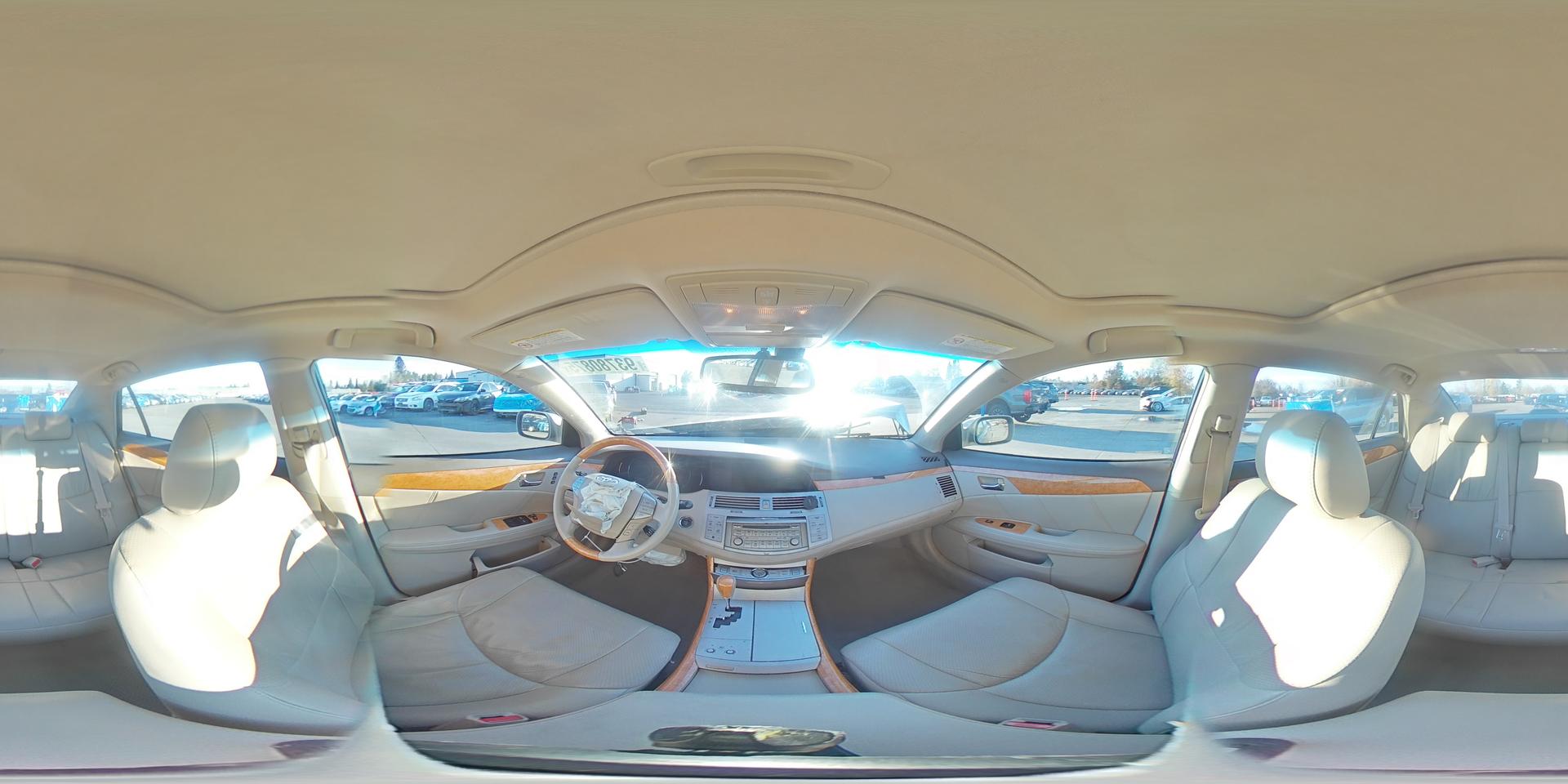 2005 TOYOTA Avalon