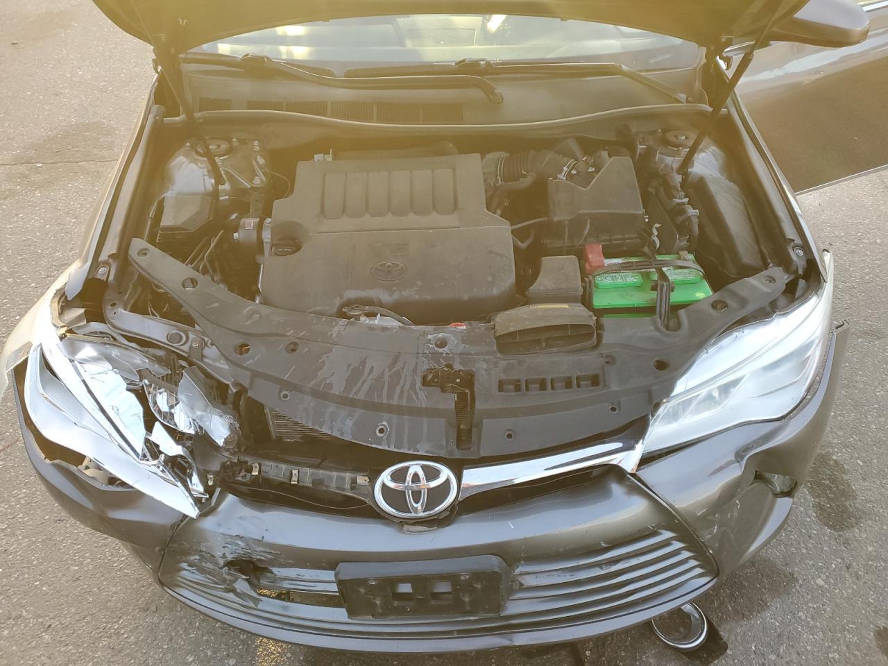 2016 TOYOTA CAMRY