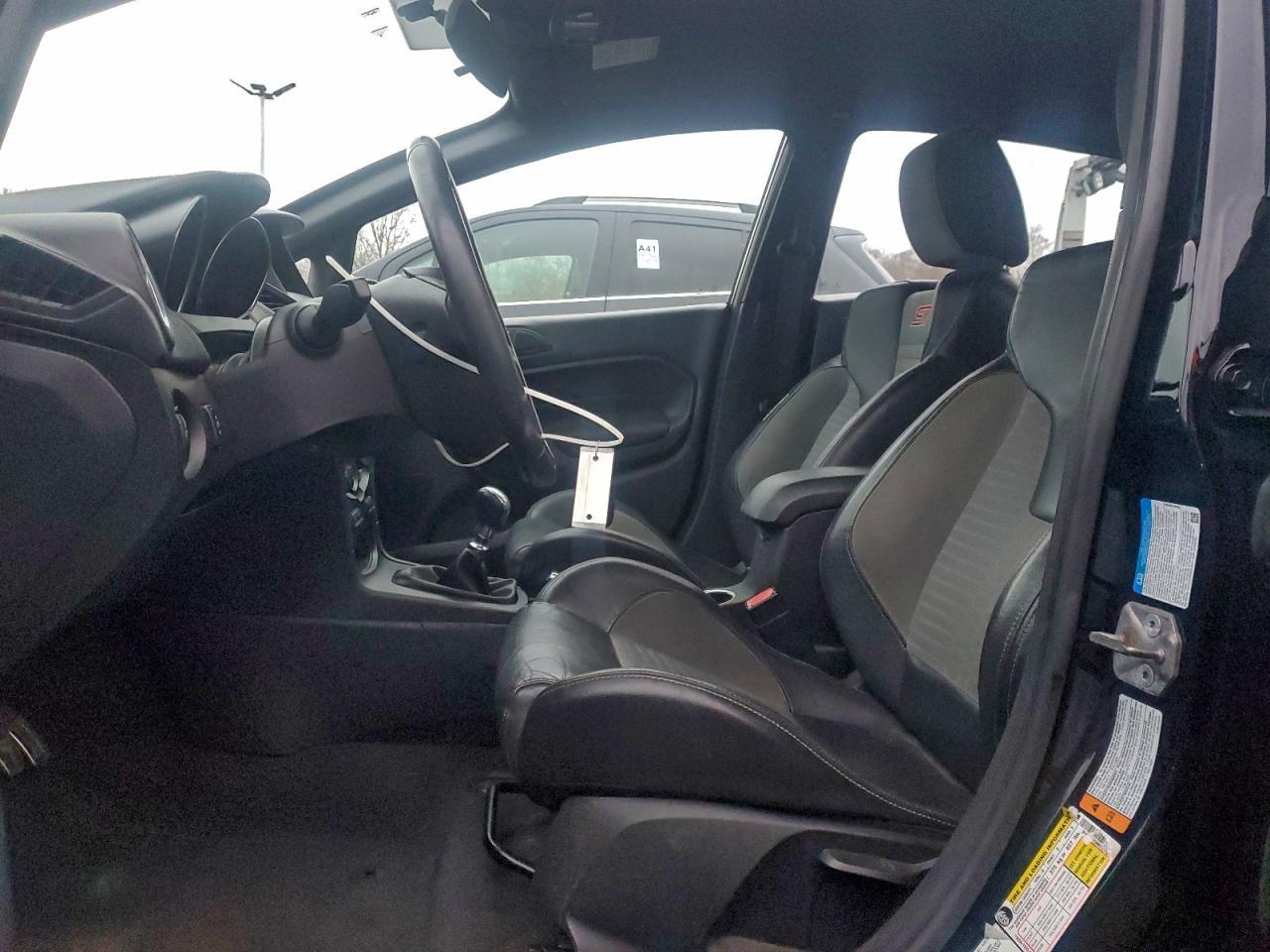 2017 FORD Fiesta