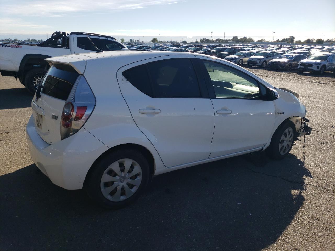 2012 TOYOTA Prius c