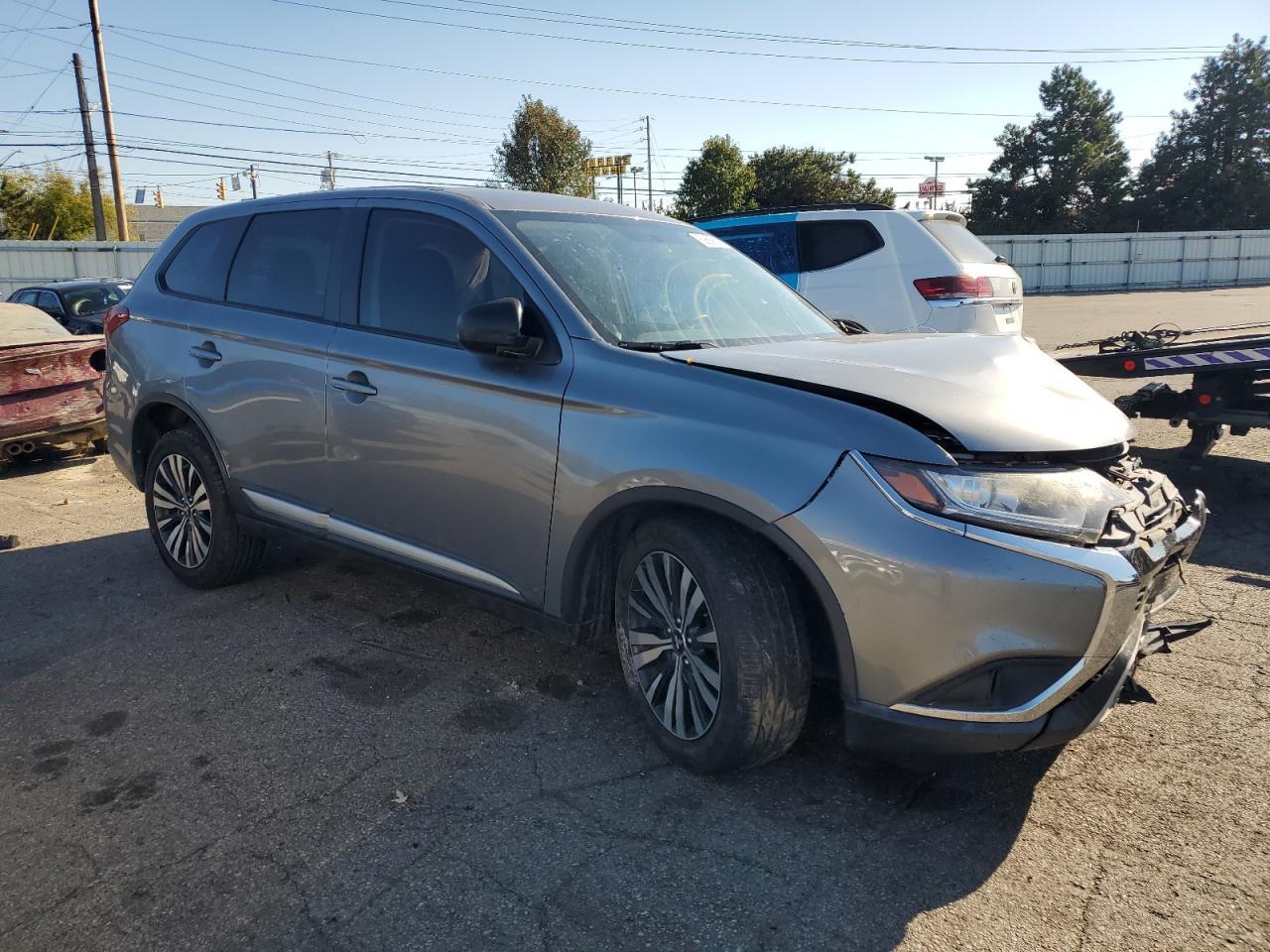 2019 MITSUBISHI outlander