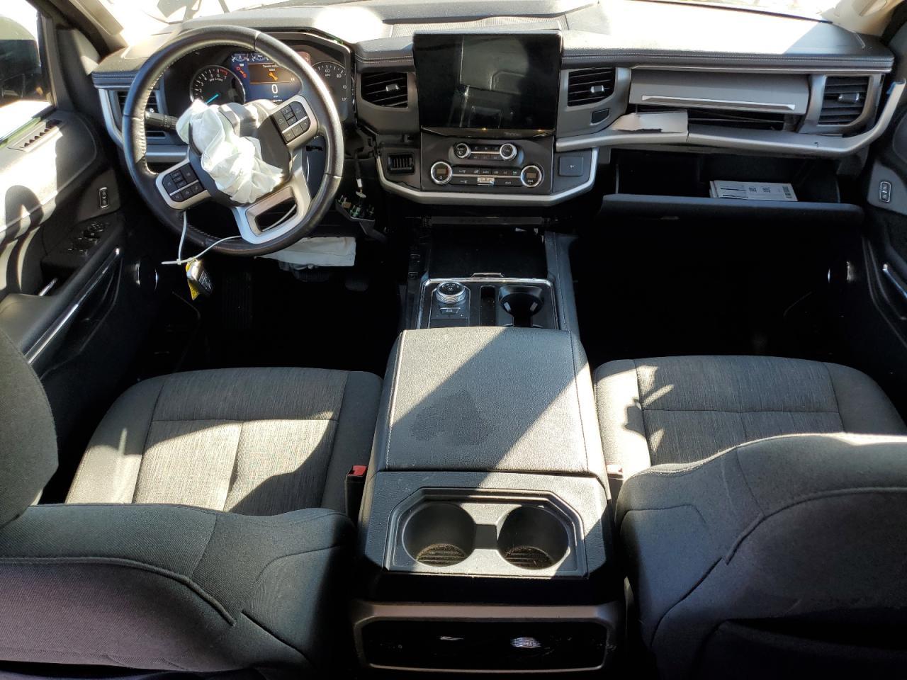 2022 FORD Expedition