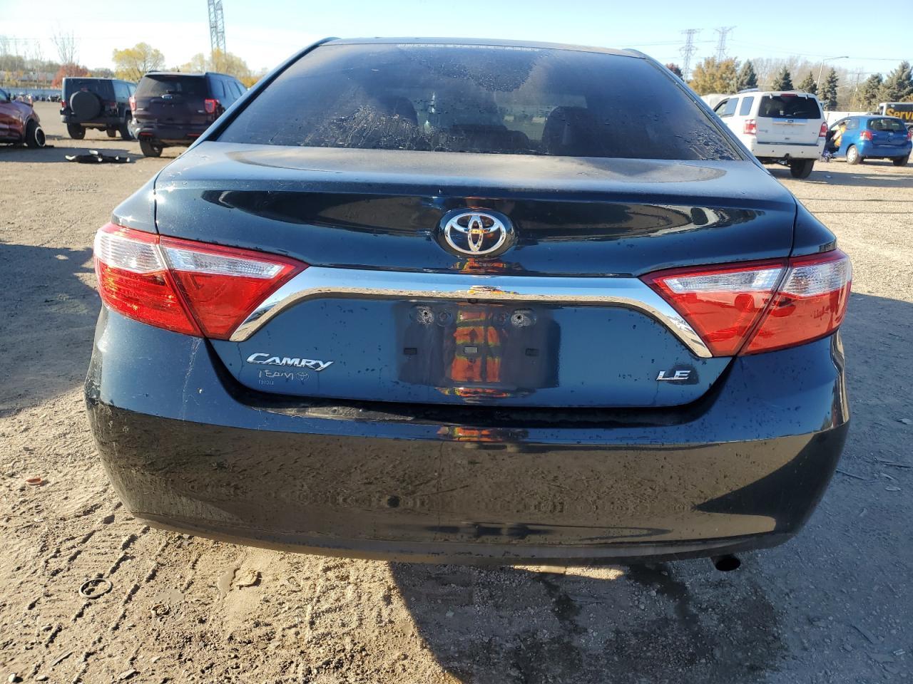 2017 TOYOTA CAMRY