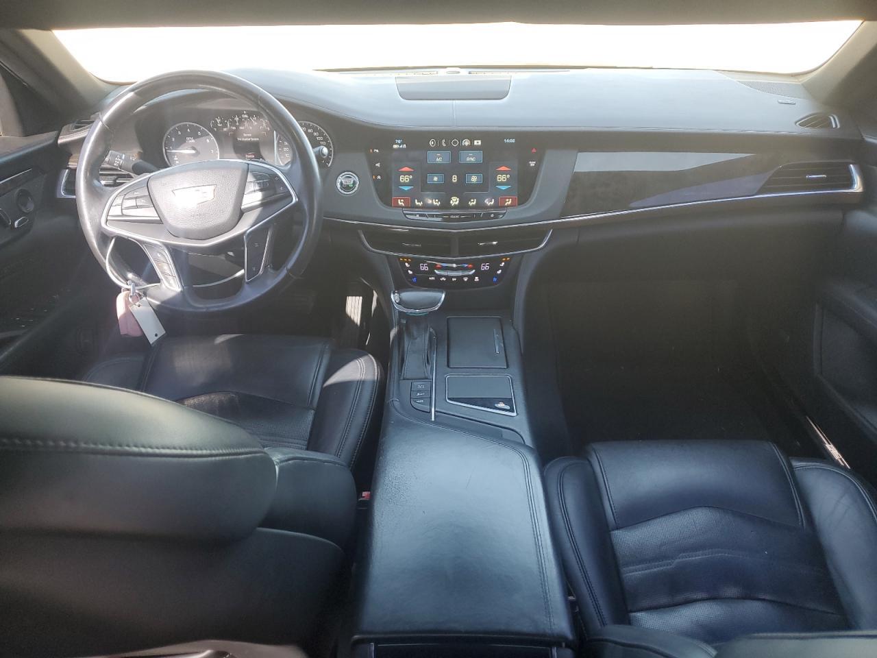 2017 CADILLAC CT6