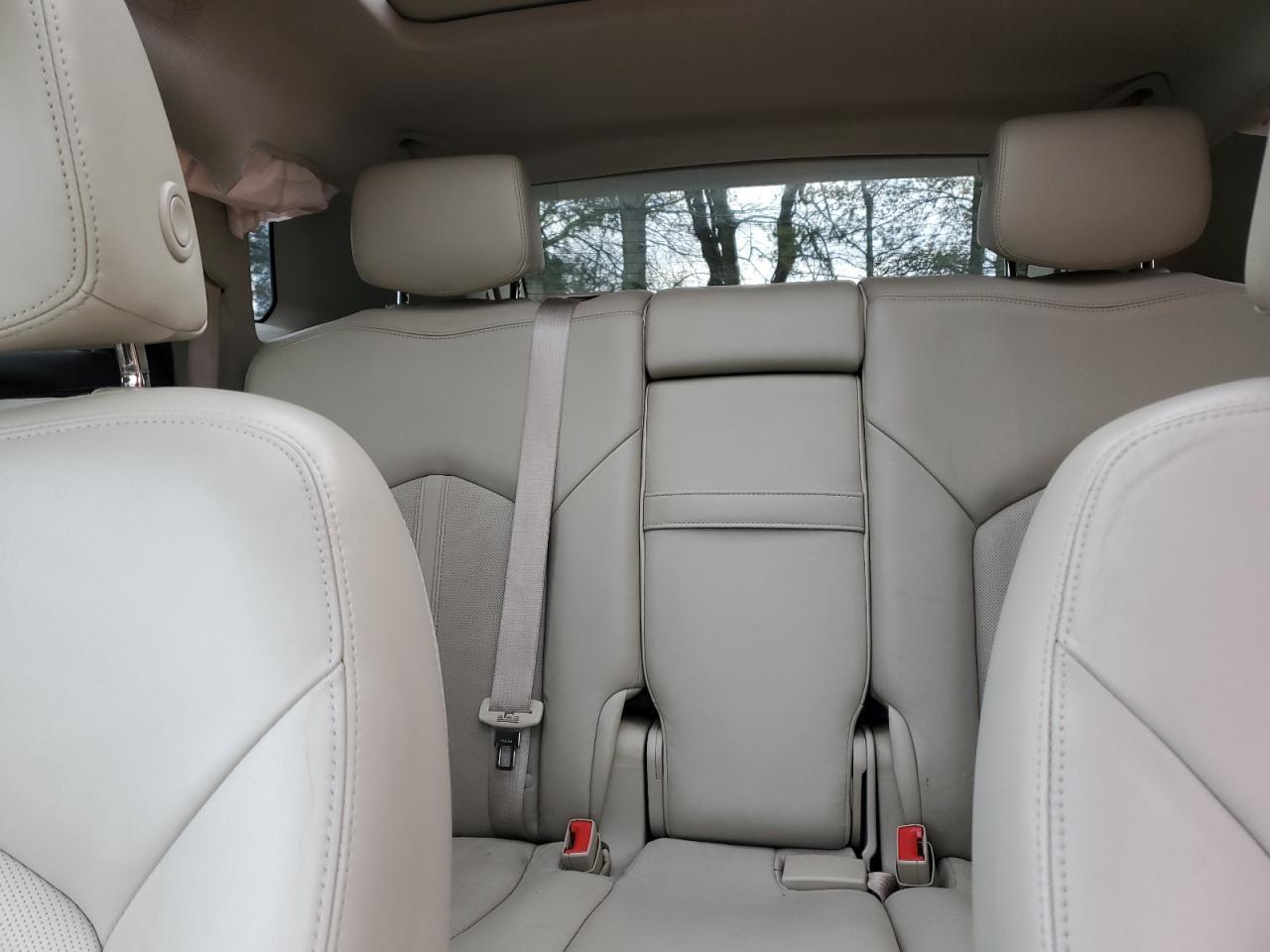 2011 CADILLAC SRX