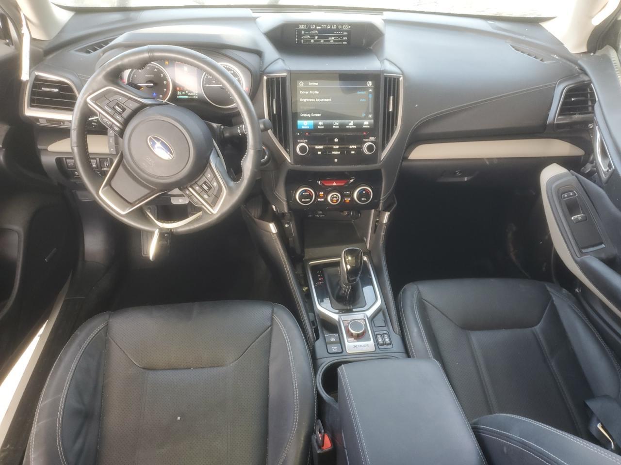 2022 SUBARU FORESTER