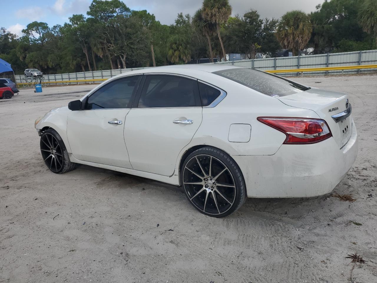 2013 NISSAN ALTIMA
