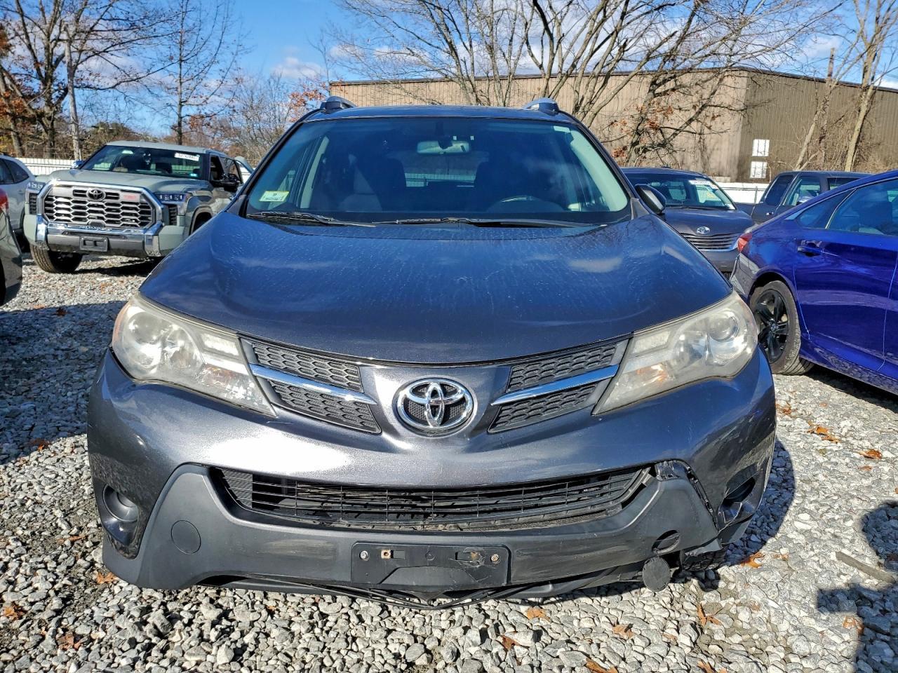 2015 TOYOTA RAV4