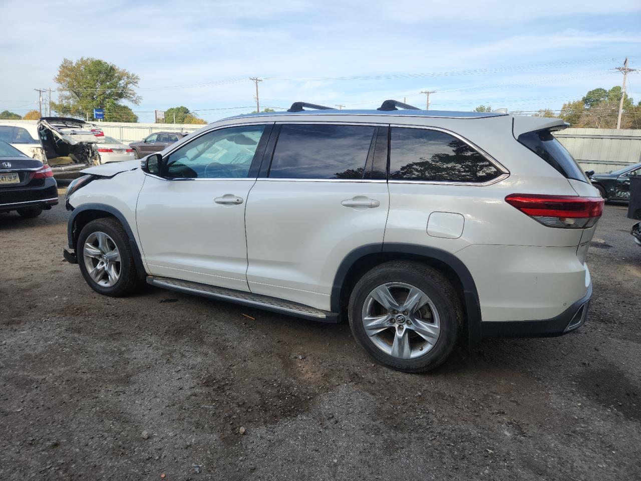 2019 TOYOTA HIGHLANDER
