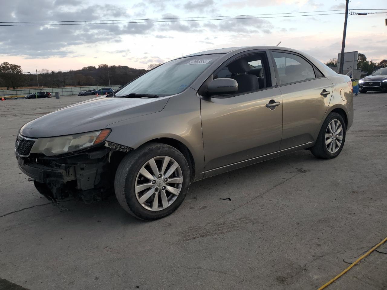 2011 KIA FORTE