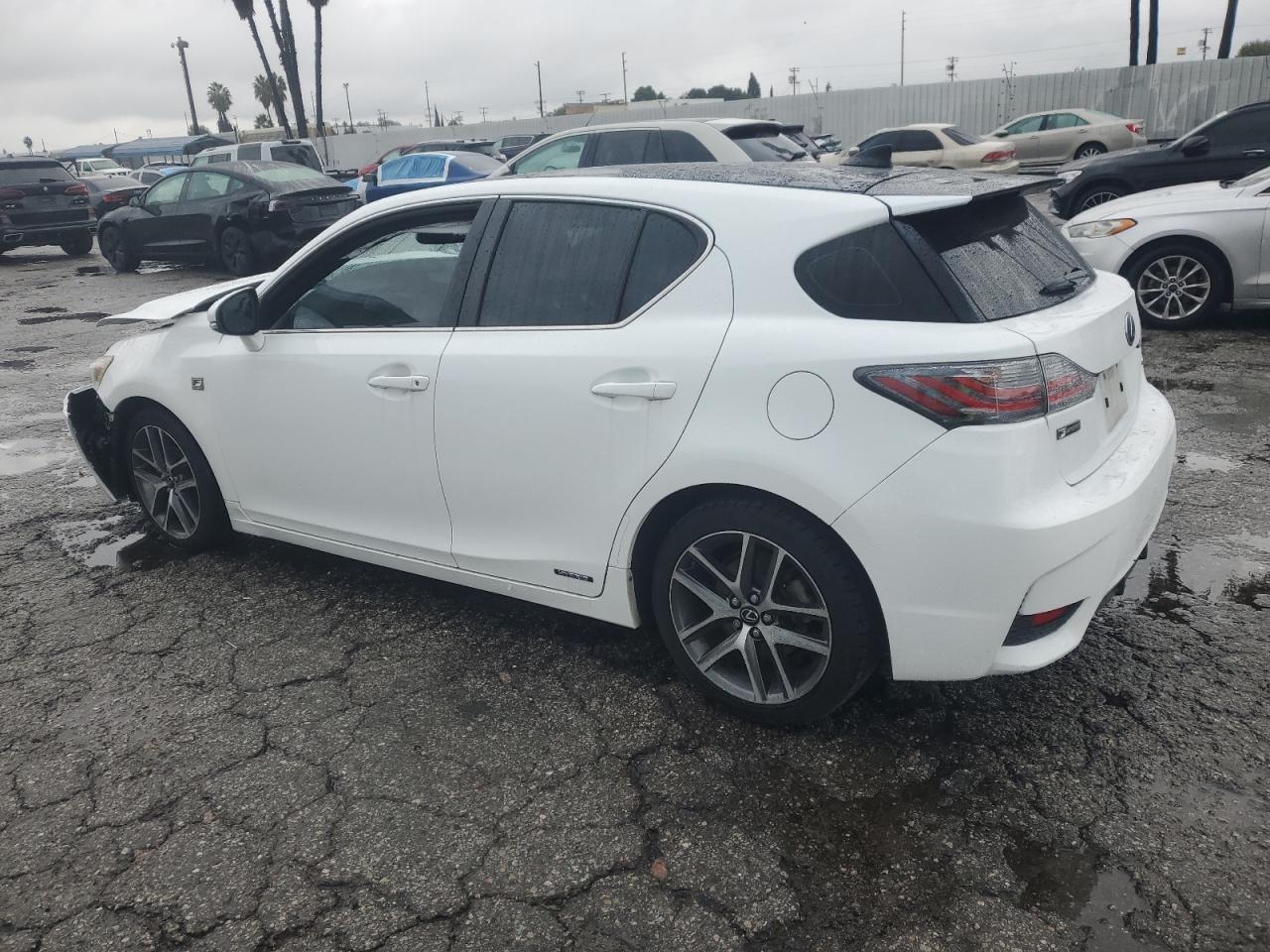 2016 LEXUS CT 200