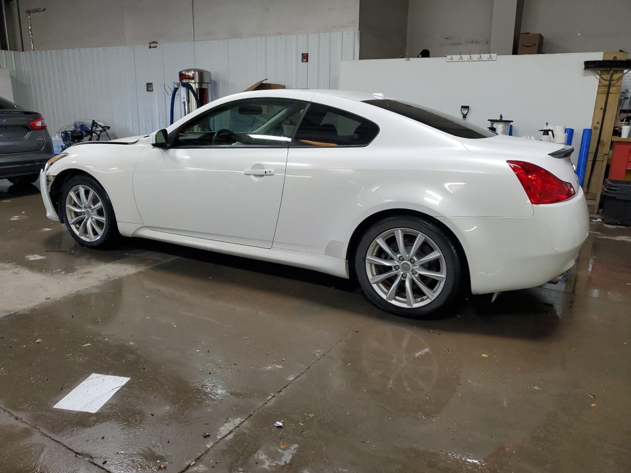 2014 INFINITI Q60