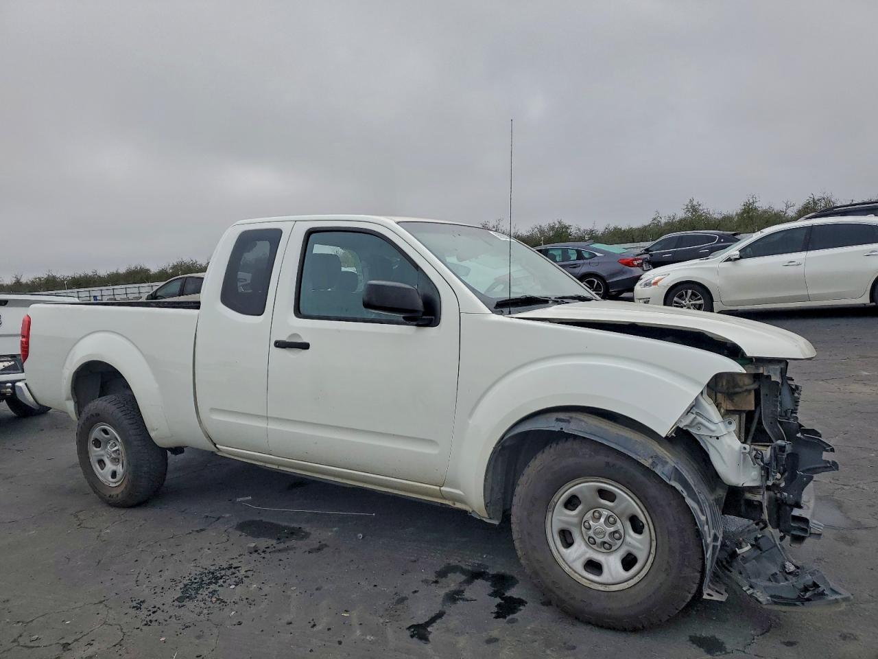 2016 NISSAN Frontier