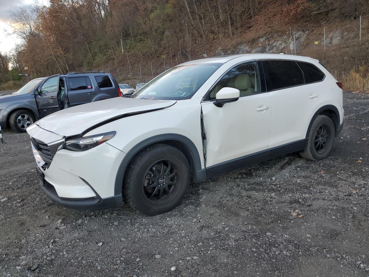 2018 MAZDA CX-9