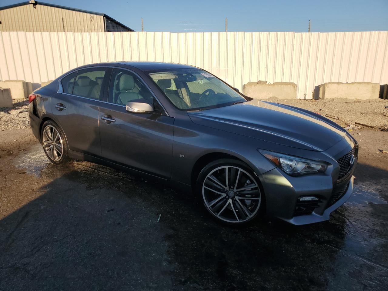 2014 INFINITI Q50