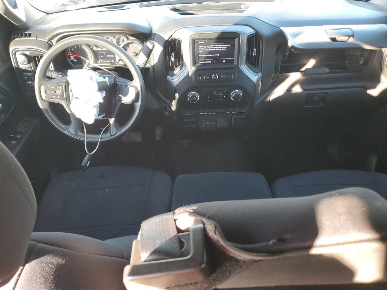 2024 CHEVROLET Silverado