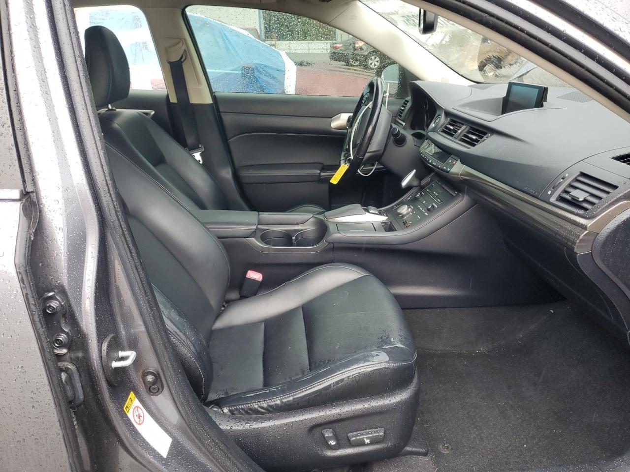 2015 LEXUS CT 200