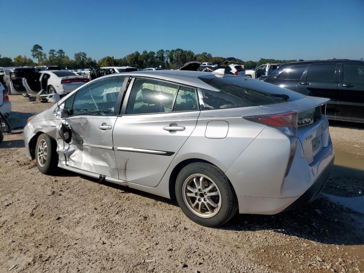 2016 TOYOTA PRIUS