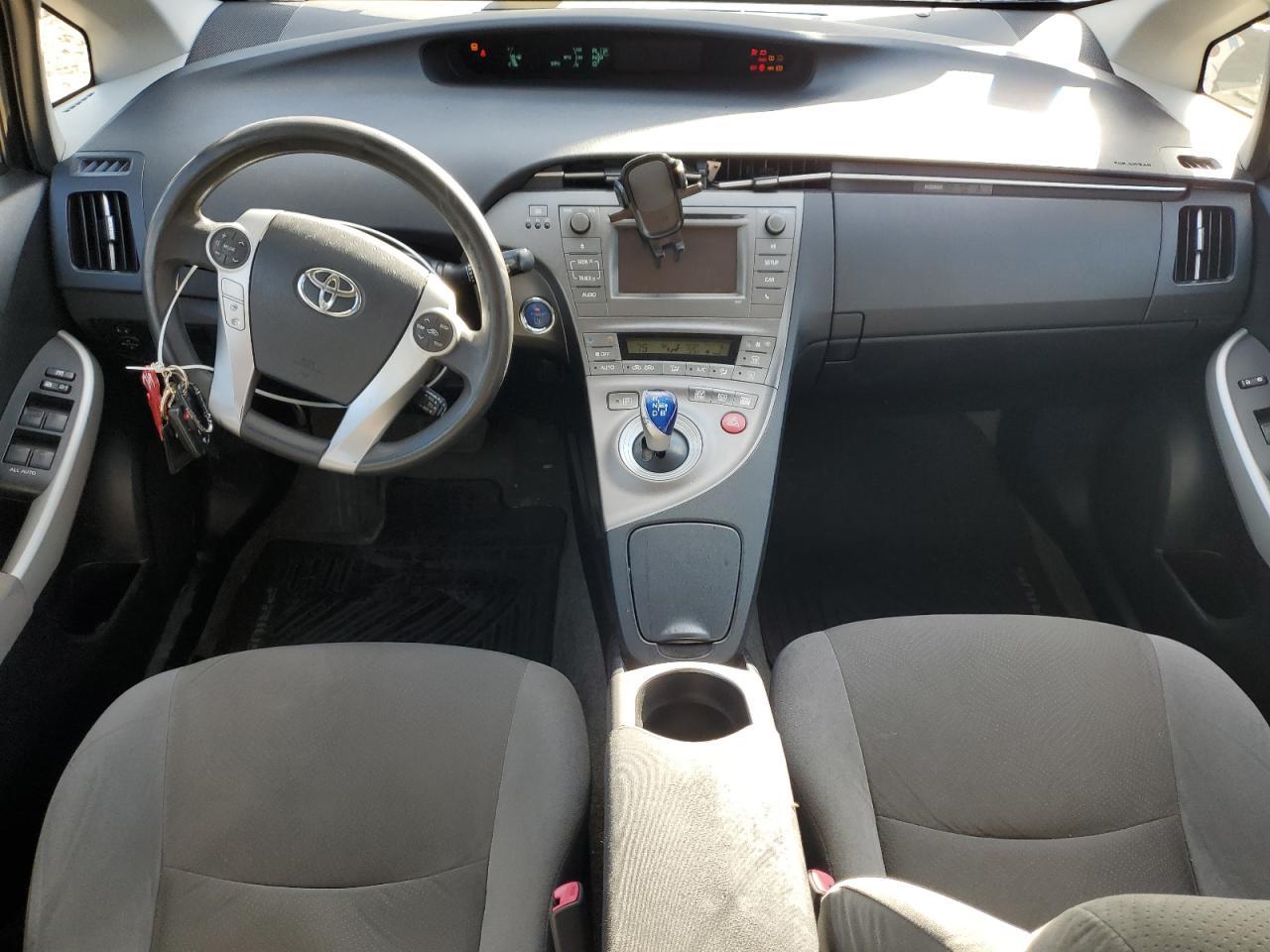 2013 TOYOTA PRIUS