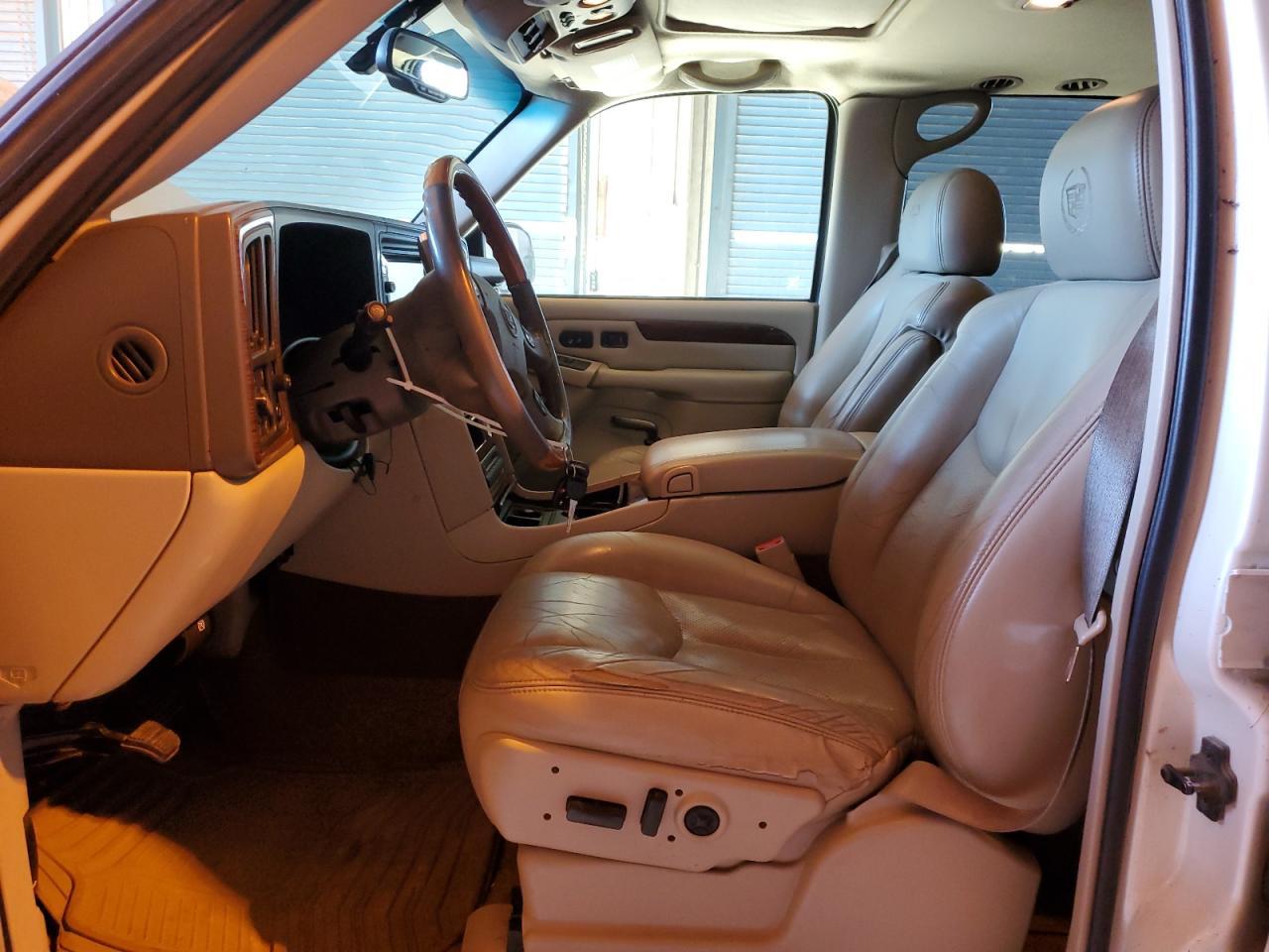 2003 CADILLAC ESCALADE